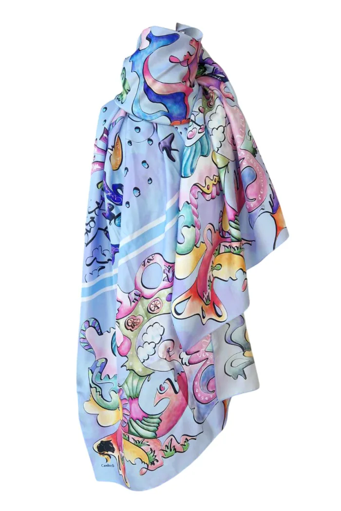 foulard femme rectangulaire en soie ou paréo. Design belge