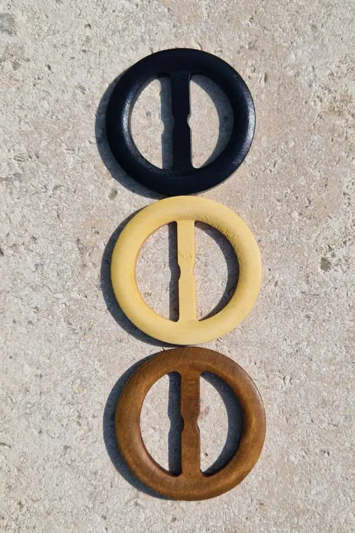 trio de boucles de foulards en bois